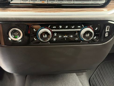 Certified 2024 Chevrolet Silverado 1500 LT AWD/4WD image 19