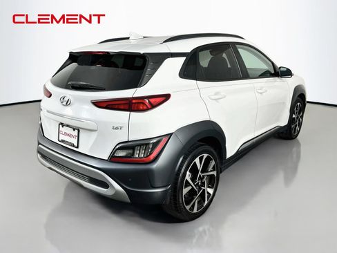 Used 2022 Hyundai Kona Limited w/ Cargo Package FWD image 7