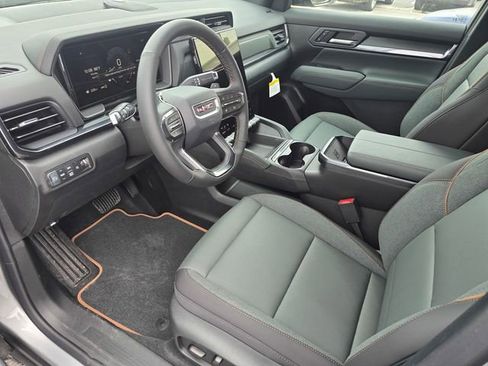 New 2026 GMC Terrain AT4 AWD/4WD image 18