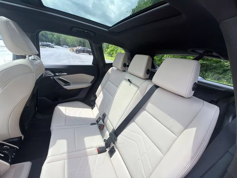 Used 2023 BMW X1 xDrive28i w/ Premium Package AWD/4WD image 21