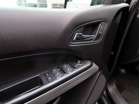 Used 2018 Chevrolet Colorado ZR2 image 28