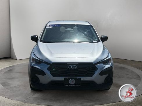 Used 2024 Subaru Crosstrek 2.0i AWD/4WD image 2