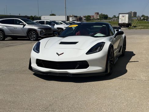 Used 2017 Chevrolet Corvette Grand Sport RWD image 14