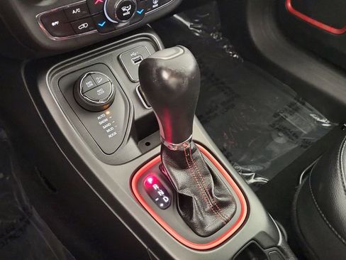 Used 2019 Jeep Compass Trailhawk image 23