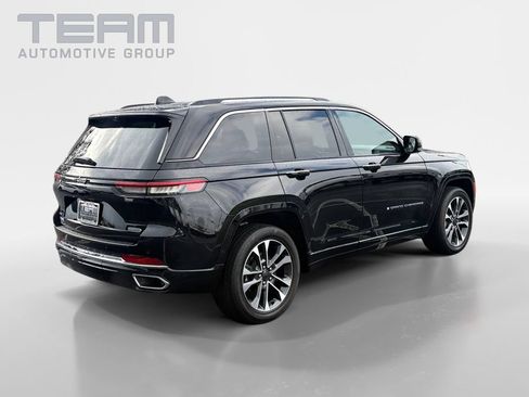 Certified 2023 Jeep Grand Cherokee Overland w/ Luxury Tech Group IV AWD/4WD image 7
