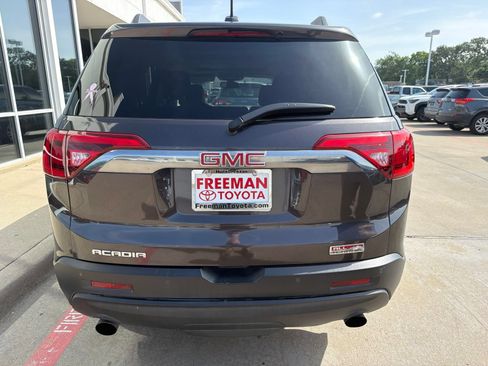 Used 2017 GMC Acadia SLT AWD/4WD image 9