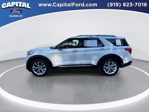 Used 2024 Ford Explorer Platinum w/ Technology Package AWD/4WD image 5