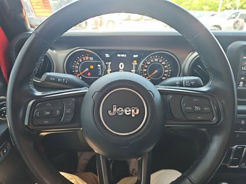 Used 2021 Jeep Gladiator Sport AWD/4WD image 18