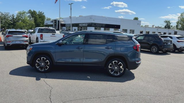 Certified 2024 GMC Terrain SLT w/ Infotainment Package II AWD/4WD image 5