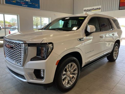 Used 2023 GMC Yukon Denali AWD/4WD image 1