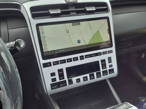 New 2024 Hyundai Tucson Limited AWD/4WD image 9