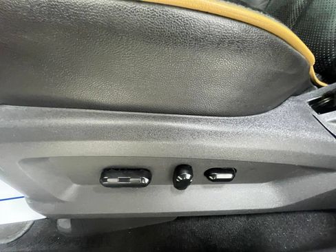 Used 2008 Lincoln MKX 2WD image 16