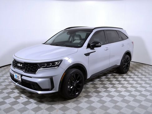 Used 2022 Kia Sorento SX AWD/4WD image 3