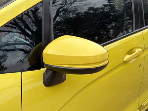 Used 2015 Honda Fit LX image 18