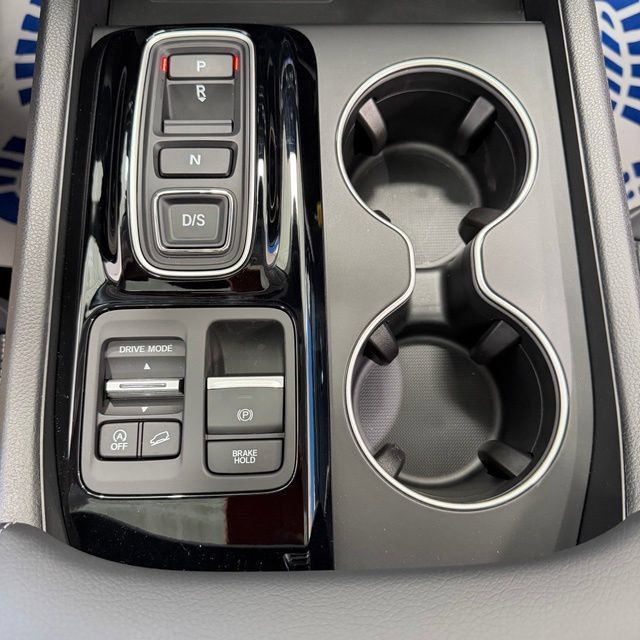 New 2026 Honda Pilot Touring image 24