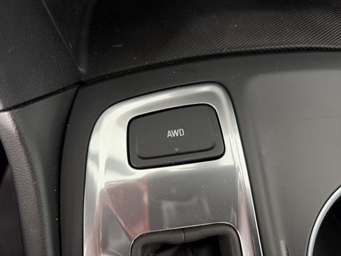 Certified 2021 Chevrolet Equinox LS image 23