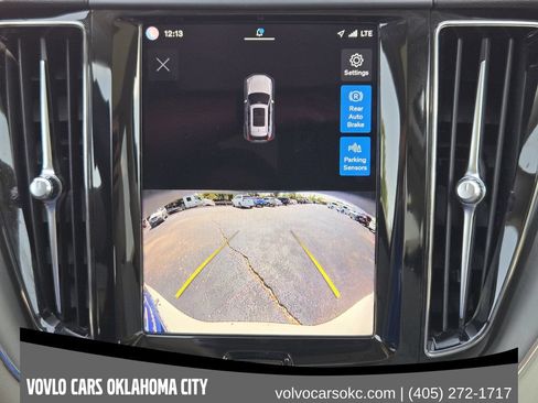 Certified 2024 Volvo XC60 B5 Core AWD/4WD image 15