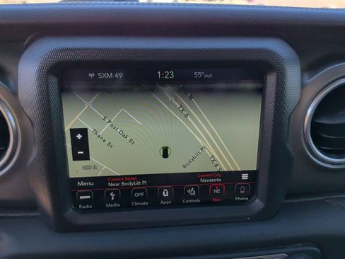 Used 2018 Jeep Wrangler Unlimited Rubicon image 25