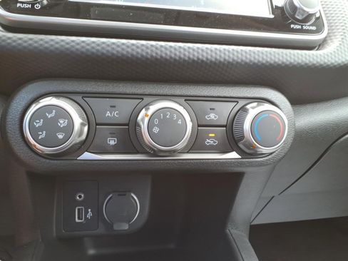 Used 2023 Nissan Kicks S FWD image 20