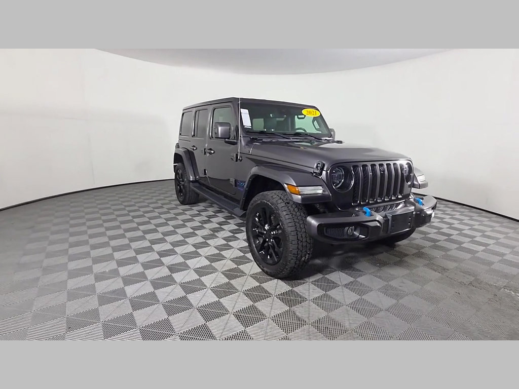 Used 2021 Jeep Wrangler Unlimited Sahara AWD/4WD image 21
