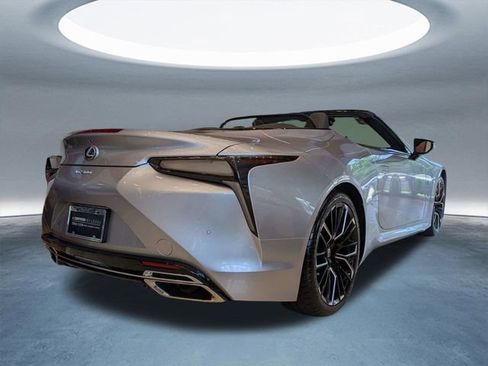 Used 2022 Lexus LC 500 Convert w/ Accessory Package RWD image 3