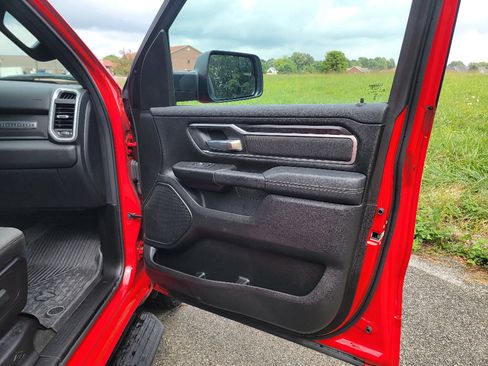 Used 2023 RAM 1500 Big Horn AWD/4WD image 31