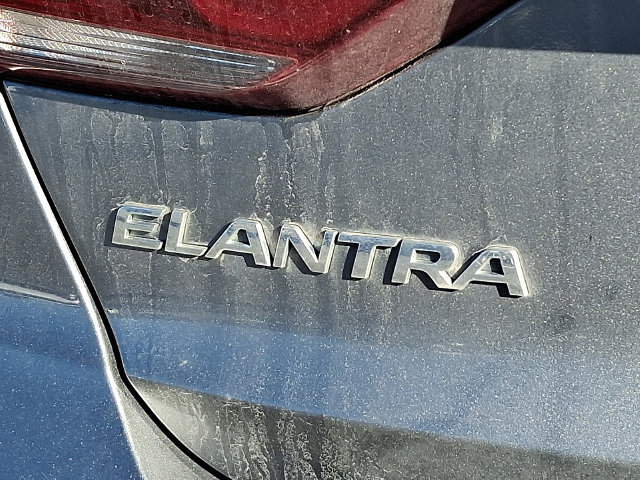 Used 2018 Hyundai Elantra Value Edition FWD image 4