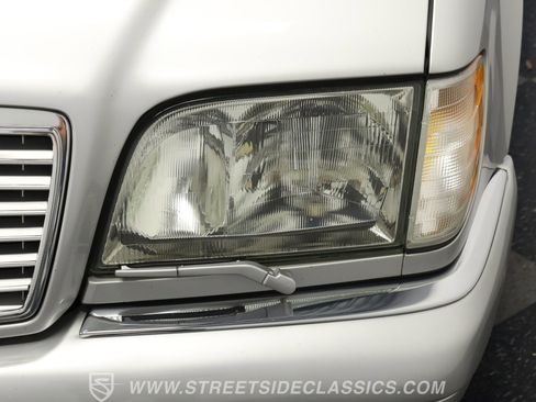 Used 1999 Mercedes-Benz S 500 Sedan image 19