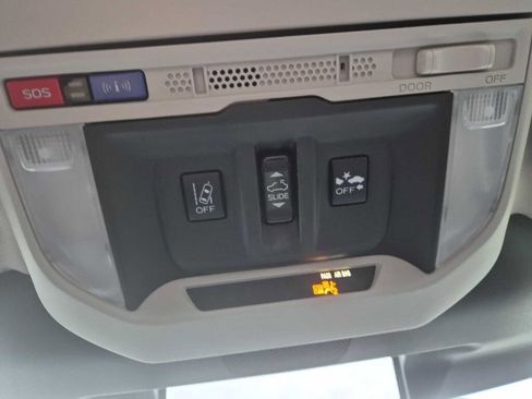 Used 2022 Subaru Forester Premium image 13