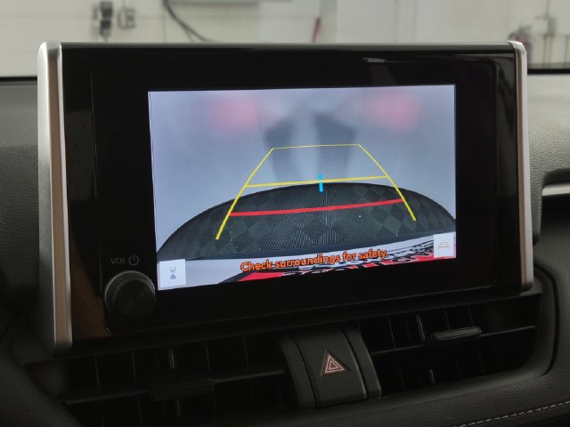 Used 2024 Toyota RAV4 LE FWD image 18
