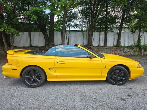 Used 1998 Ford Mustang Cobra RWD image 9