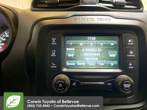 Used 2015 Jeep Renegade Latitude image 13