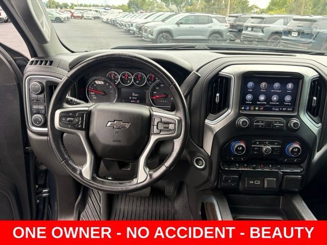 Used 2021 Chevrolet Silverado 1500 LT Trail Boss w/ Convenience Package II AWD/4WD image 16