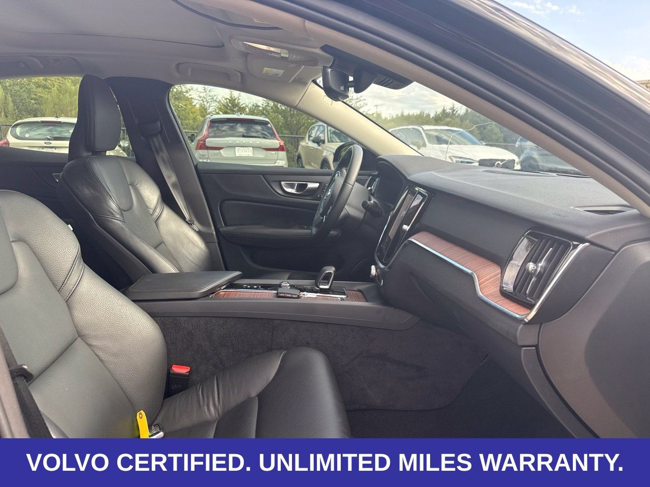 Used 2024 Volvo S60 B5 Plus FWD image 8