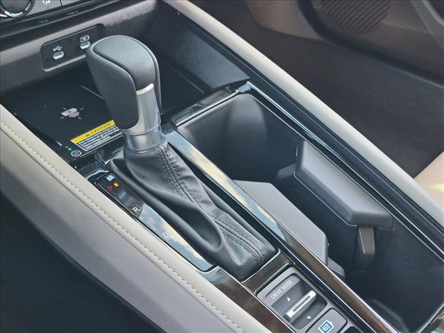 Used 2025 Honda Accord Touring image 14