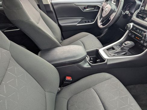 Used 2023 Toyota RAV4 XLE w/ Convenience Package image 11