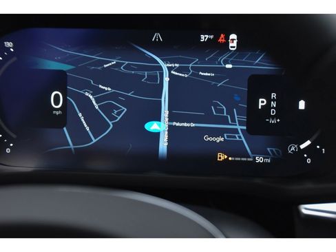 New 2026 Volvo XC60 B5 Plus w/ Protection Package Premier image 17