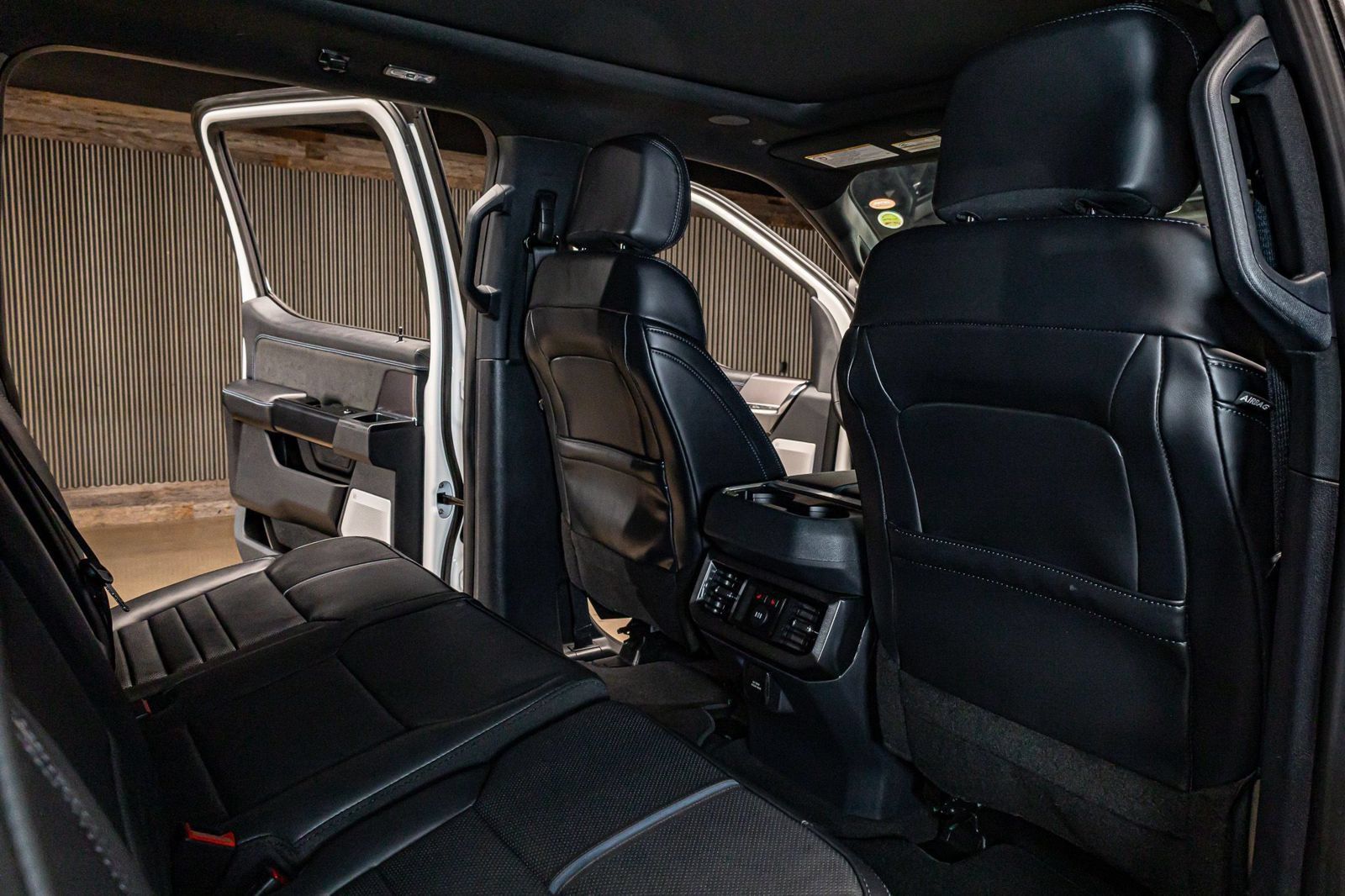 Used 2026 Ford F250 Platinum AWD/4WD image 28