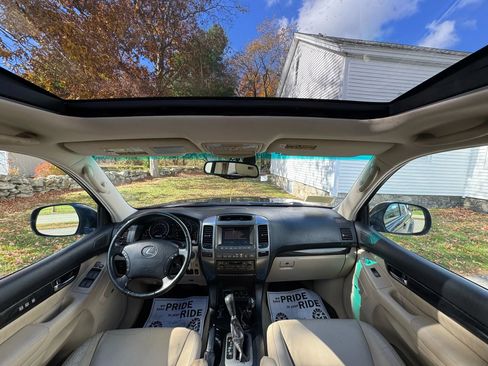 Used 2005 Lexus GX 470 GX 470 Sport Utility 4D image 22