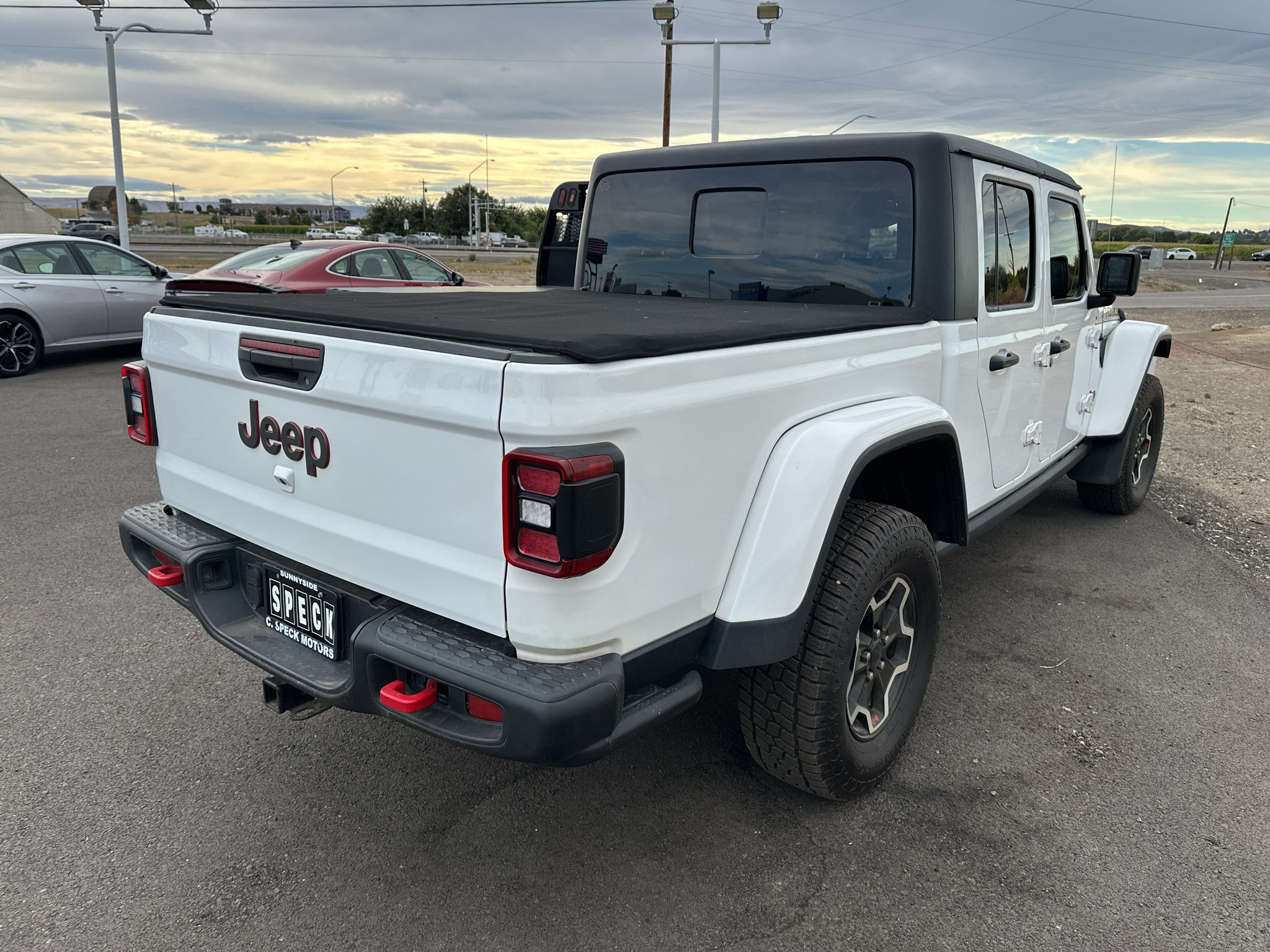 Used 2020 Jeep Gladiator Rubicon w/ Dual Top Group AWD/4WD image 5