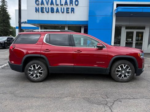 Used 2023 GMC Acadia SLE w/ Driver Convenience Package AWD/4WD image 4