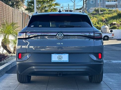 Used 2023 Volkswagen ID.4 S image 5