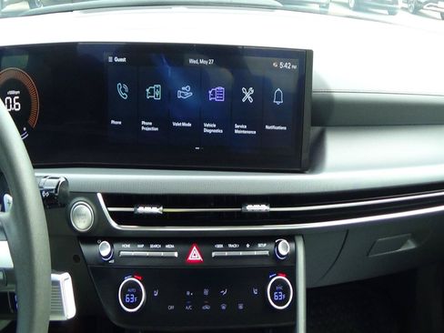 Used 2025 Hyundai Sonata SEL FWD image 22