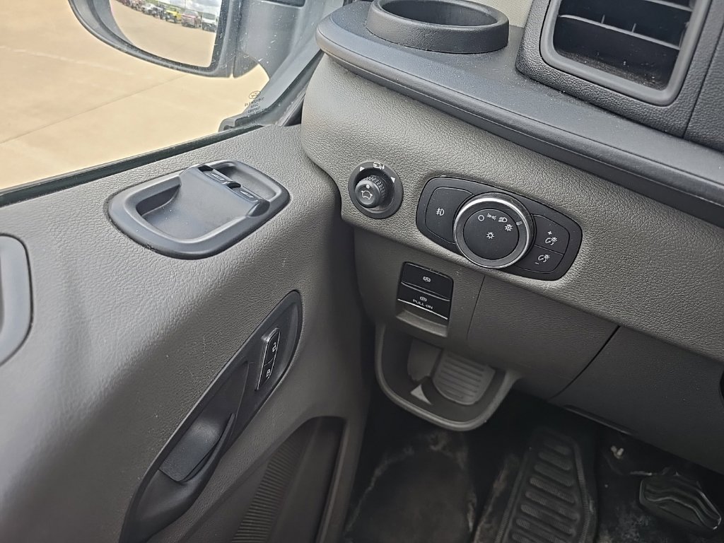 Used 2023 Ford Transit 350 XLT RWD image 17