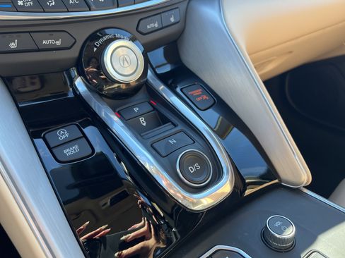 Certified 2022 Acura TLX w/ Technology Package image 26