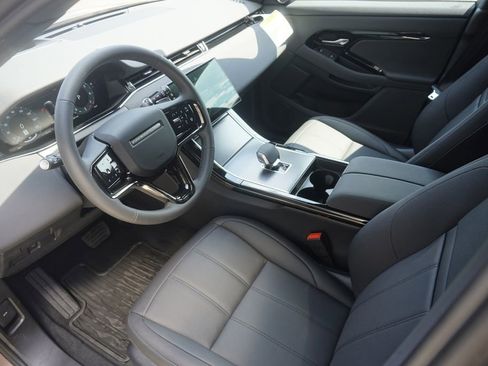 New 2026 Land Rover Range Rover Evoque S image 18