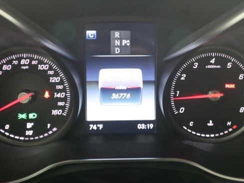 Used 2019 Mercedes-Benz GLC 300 image 16