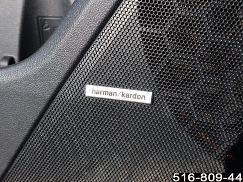 Used 2019 Subaru Crosstrek 2.0i Limited w/ Moonroof Package w/Navigation image 22