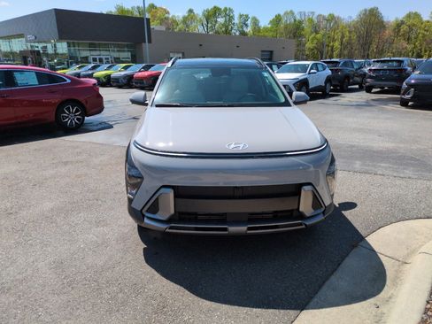 New 2026 Hyundai Kona Limited FWD image 2