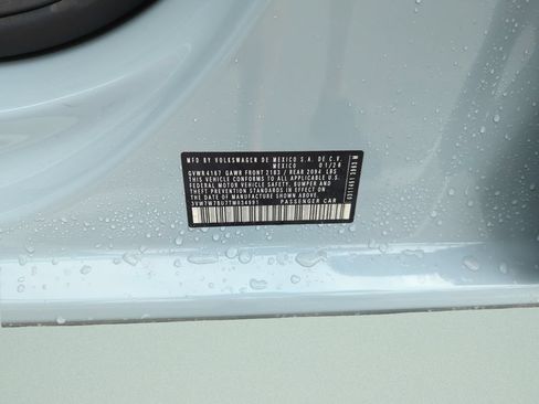 New 2026 Volkswagen Jetta SE FWD image 43